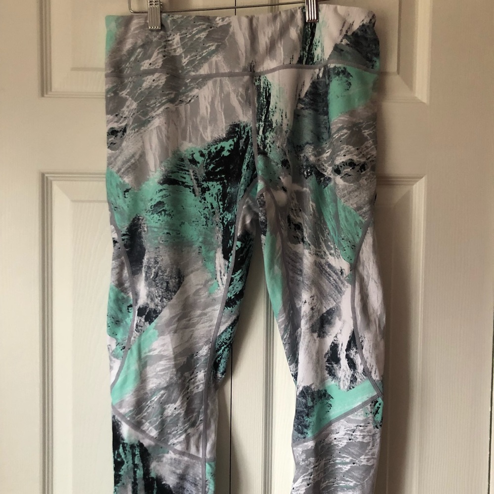 Zella cropped leggings